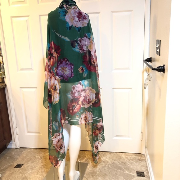 INC- Floral Stripe Extra Large~Versatile Wrap~NWT😻 - Picture 4 of 6